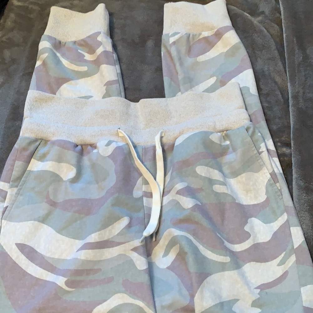 Camo sweatpants